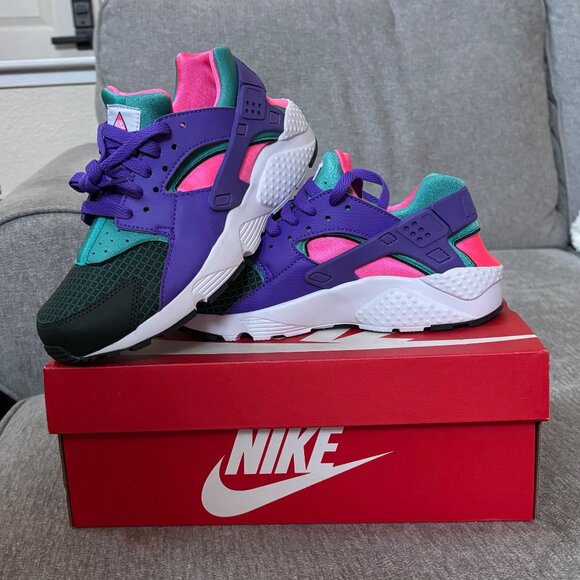 NEW - NIKE Huarache - Run Now GS Sneakers - Girl's Youth Size 5.5 Y - Picture 1 of 9